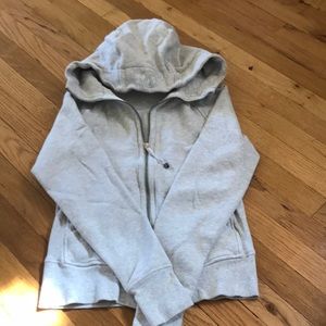 Lululemon gray sweatshirt